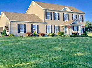 1201 Country Club Rd, Jackson, OH 45640