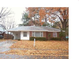 953 N Perkins Rd, Memphis, TN 38122