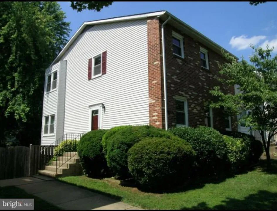 3030 Southern Elm Ct