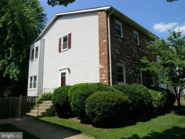 3030 Southern Elm Ct, Fairfax, VA 22031