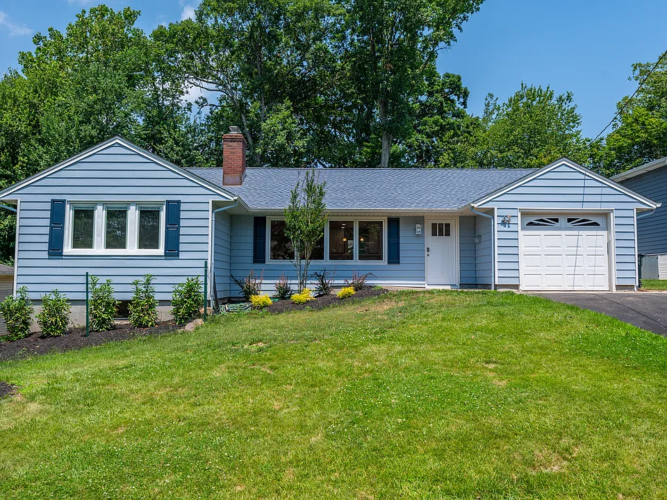 47 Pleasant Ave