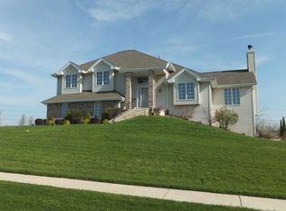 4578 Appell Ln, Cherry Valley, IL 61016