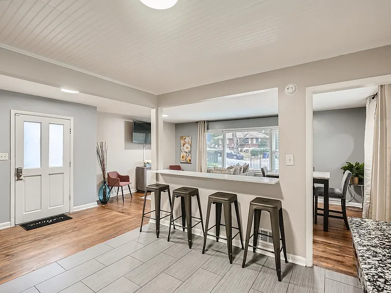 2323 Polar Rock Ave SW — Photo 14