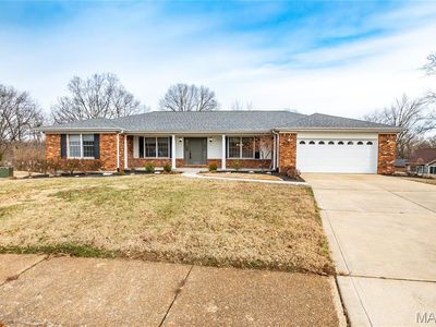 4302 Brantleigh Heights Ct, Saint Louis, MO, 63128