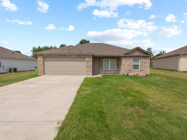 229 Baldwin Dr, Beebe, AR 72012