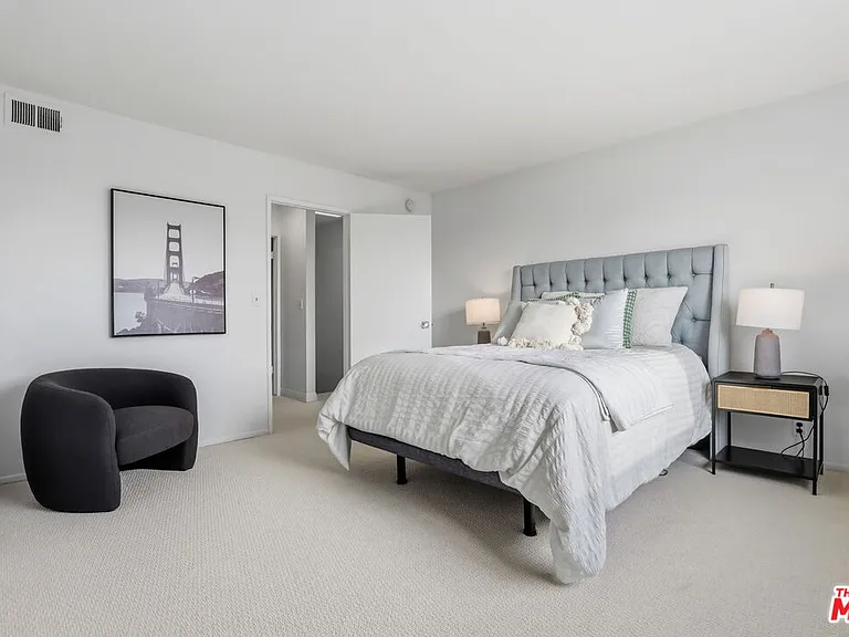 11952 Darlington Ave #3 — Photo 26