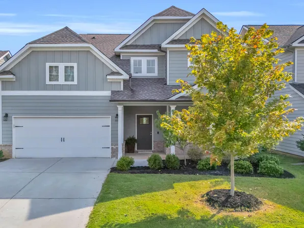 8760 Snowy Owl Rd, Ooltewah, TN 37363