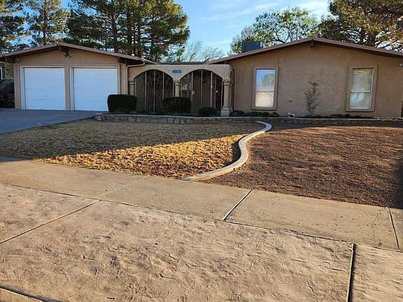 2nd image of 919 De Leon Dr