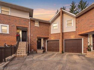 465 Beechwood Pl #12, Waterloo, ON N2T 2N8