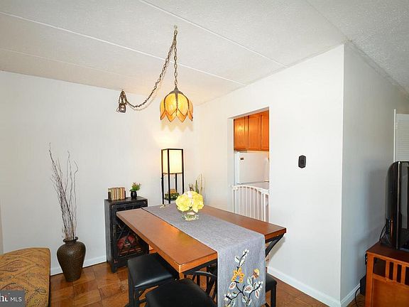 2nd image of 2618 Redcoat Dr #184-2B