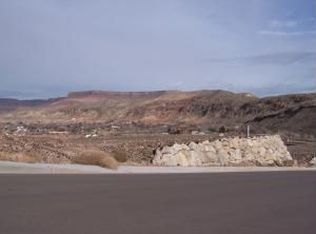 370 E 920 N, Hurricane, UT 84737