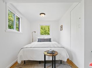 3626 Santa Carlotta St, Glendale, CA 91214