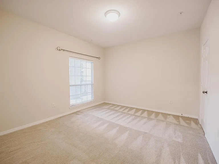 7800 Point Meadows Dr #1528 — Photo 8