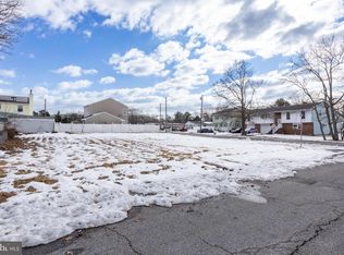 302 Falcon Dr, Little Egg Harbor, NJ 08087