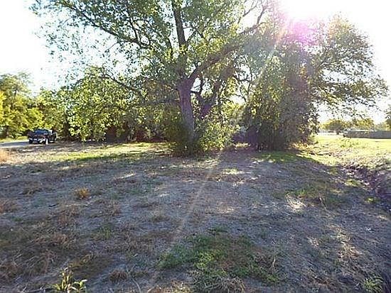 2nd image of 1707 Pollard St Lot 1B