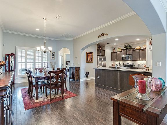 4th image of 3515 Havre De Grace Dr