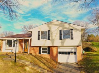 168 Friar Ln, Mcmurray, PA 15317