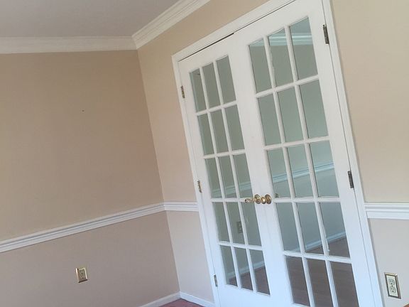 4th image of 103 Berkshire Cir