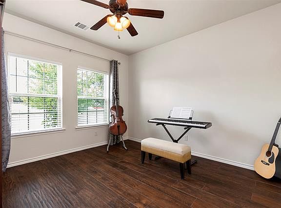 4th image of 1213 Mesa Crest Dr