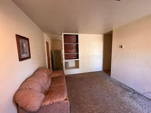 4th image of 6 N Jefferson St