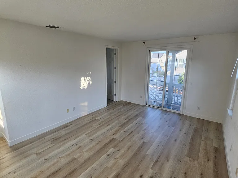 1621 Welford Cir — Photo 13
