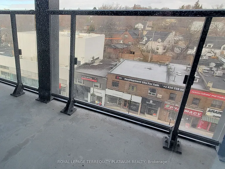 2020 Bathurst St #725 — Photo 6
