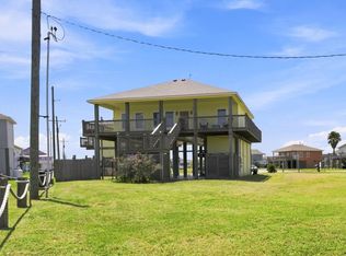 2426 Sand Bar Ln, Crystal Beach, TX 77650