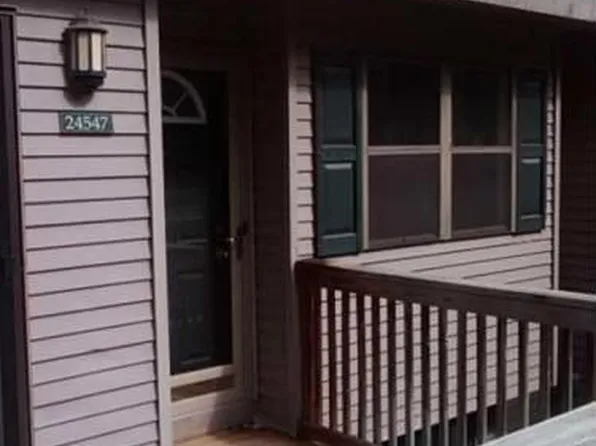 24547 Primrose Ln #1, Southfield, MI 48033