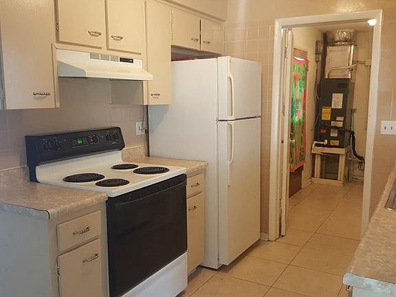 5th image of 20 N Lee St