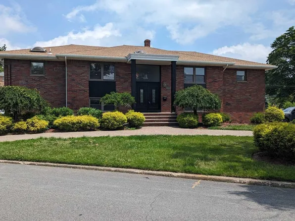 1 Skyline Dr, Englewood Cliffs, NJ 07632
