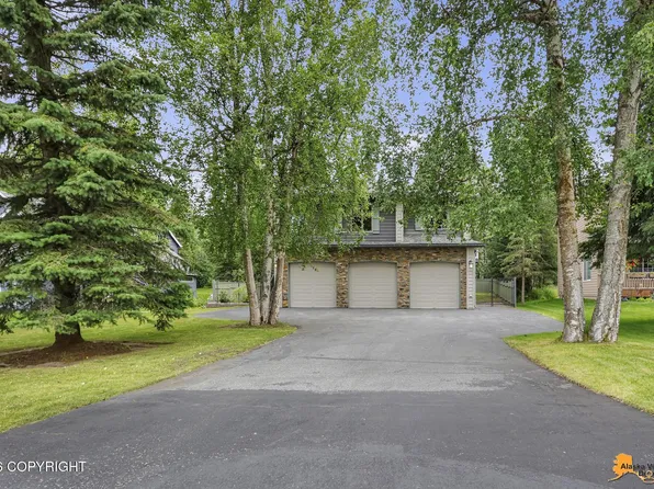 9123 Sahalee Dr, Anchorage, AK 99507