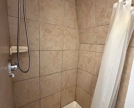 4th image of 344 French St #3E