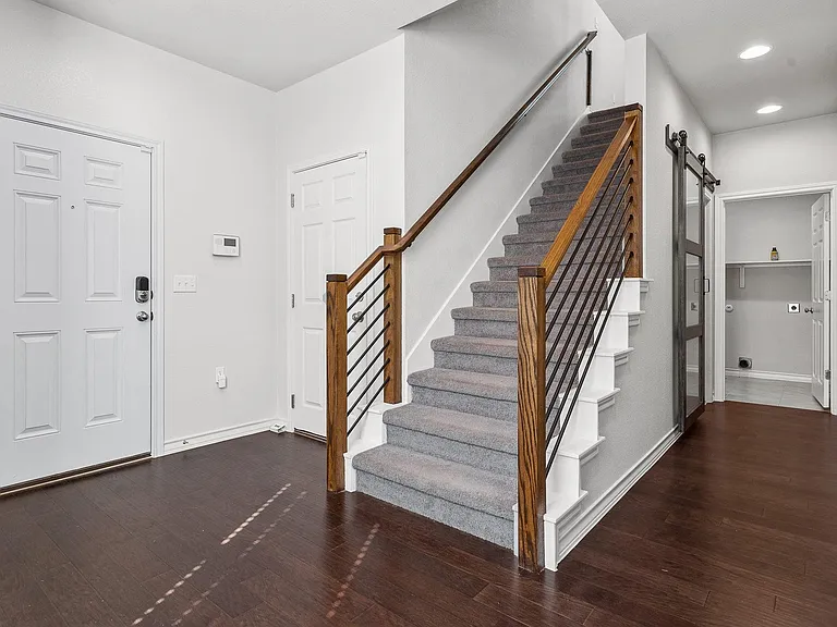 12104 Cimaizon Dr — Photo 14