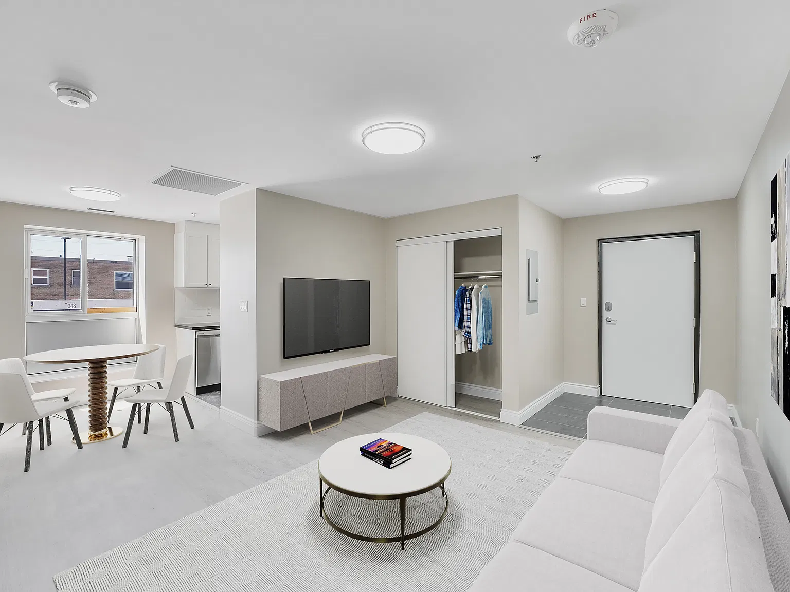 205 Oxford Apartments — Photo 4