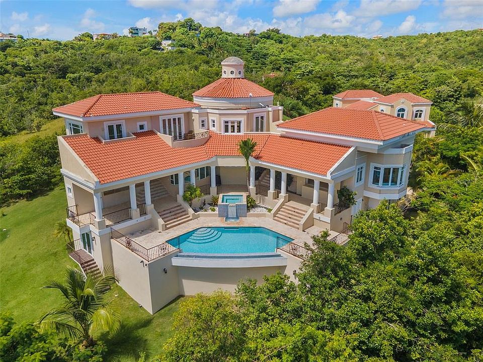 1st image of 44 Cocoloba St