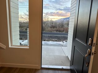 883 E Skiff Way #883, Saratoga Springs, UT 84045