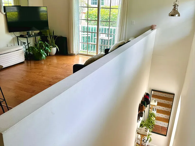 1344 Euclid Ave #5 — Photo 5