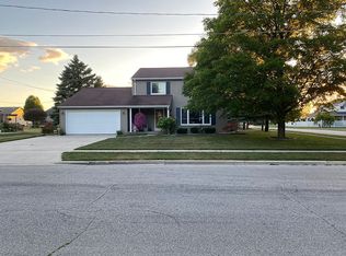 400 Patricia St, Auburn, MI 48611