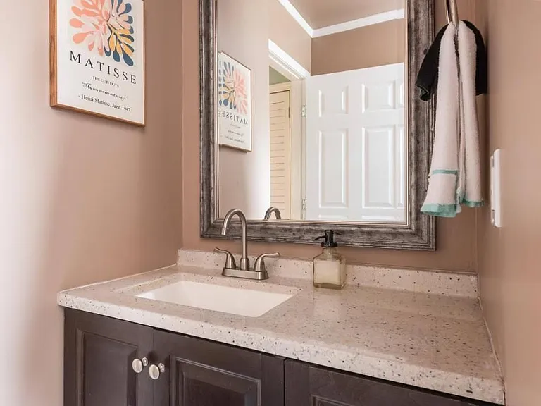 1351 Oxford Rd #2 — Photo 26