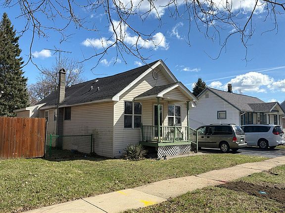 3rd image of 14527 Spaulding Ave