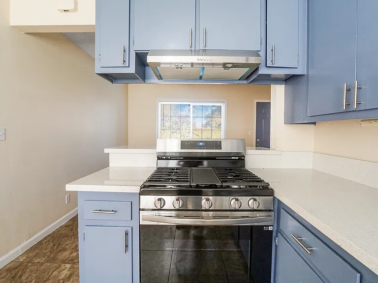 33140 Olive St — Photo 11