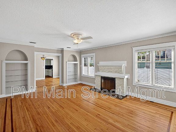 4th image of 829 N Hyer Ave