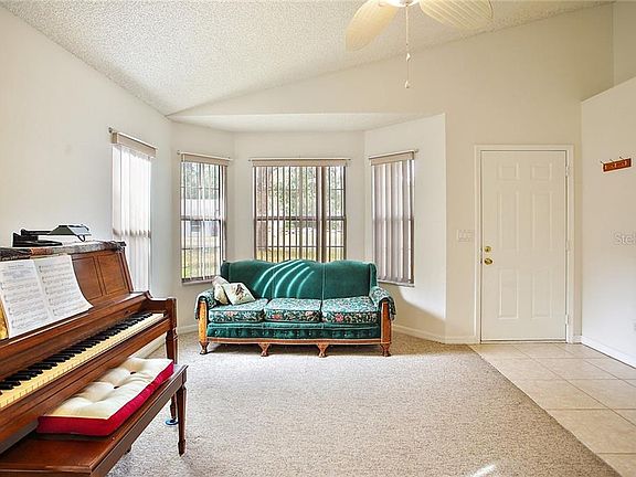 5th image of 31218 Shinnecock Hills Ave