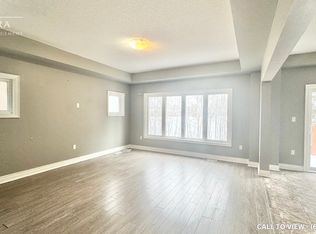 202 Eaglecrest St #1, Kitchener, ON N2K4J3