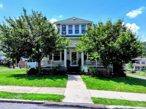 720 Lafayette Ave, Bedford, PA 15522