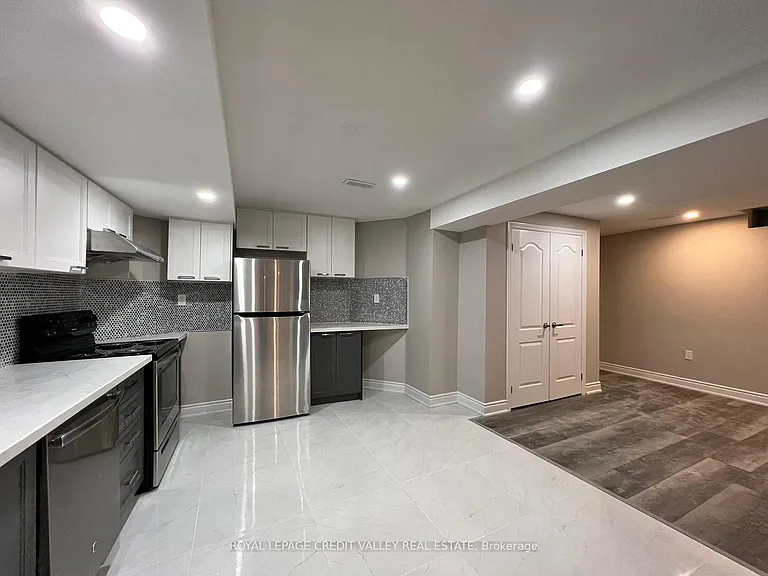 62 Eagleridge Dr — Photo 3