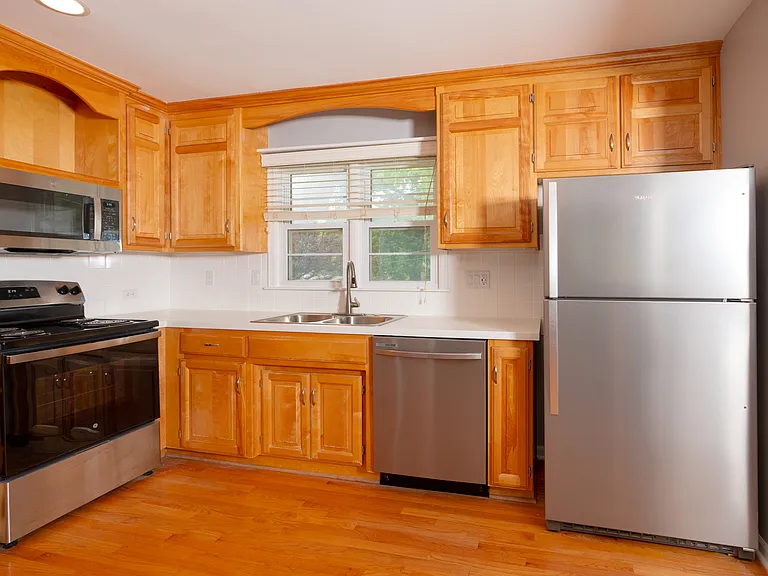 9300 Outlook Dr — Photo 5