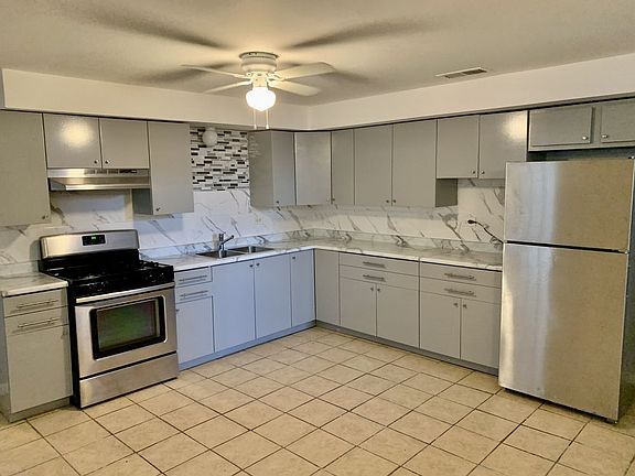 2nd image of 13313 S Eberhart Ave