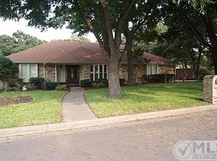 7832 Waterford Ln, North Richland Hills, TX 76182