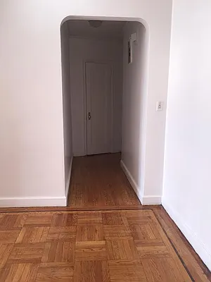 Rented by Roberto Guilbet, LREB | media 26